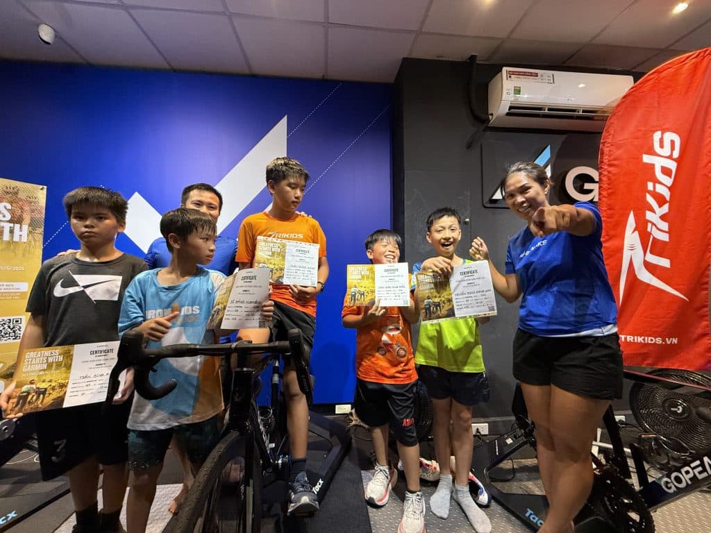 Cùng HLV Thuý Vi chinh phục Triathlon