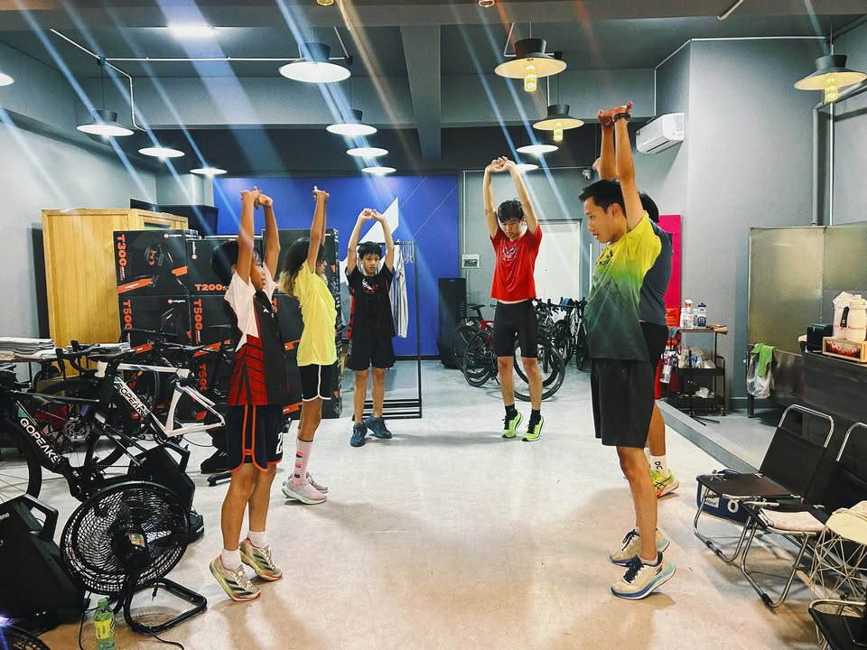 " BƯỚC CHÂN ĐẦU TIÊN "
